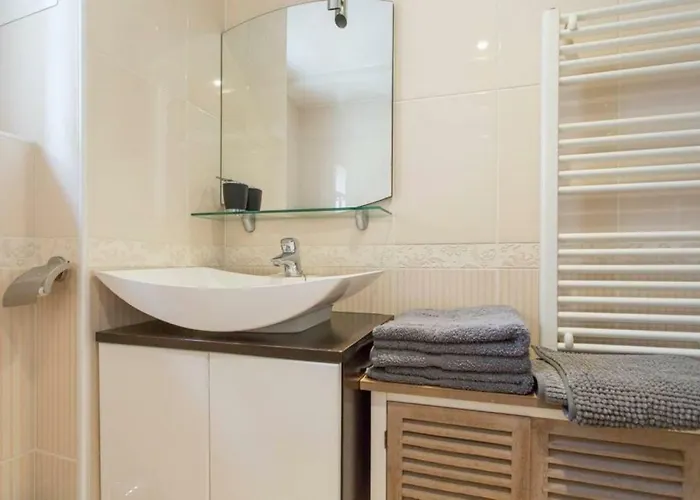 Luxurious Duplex - Of Montmartre Daire Paris